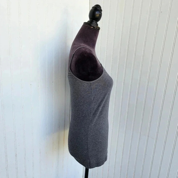 Time and Tru Womens Adjustable Straps Camisole Tank Top Stretch Gray M (8-10) - Picture 4 of 9